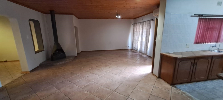 3 Bedroom Property for Sale in Rhodesdene Northern Cape